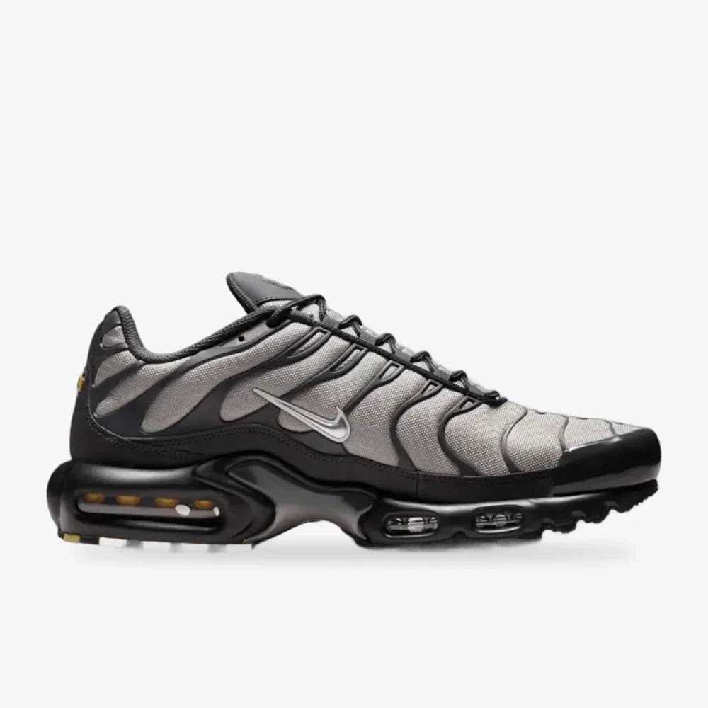 Nike TN (Dark Smoke)