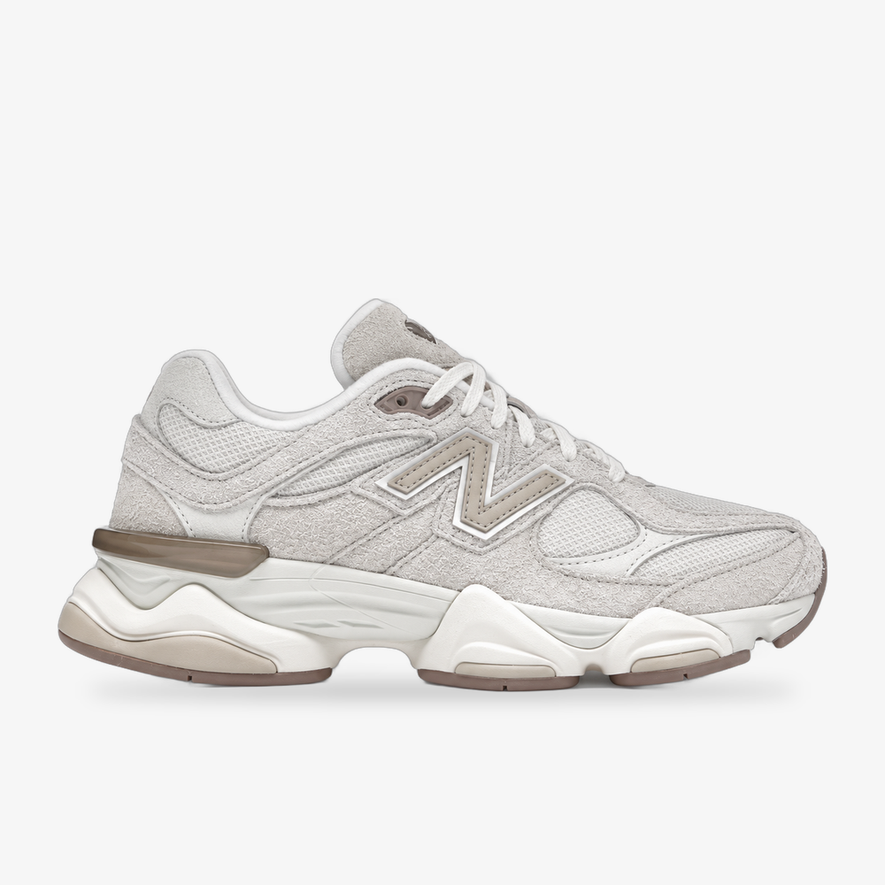 New Balance 9060 „Bisque / Sea Salt“